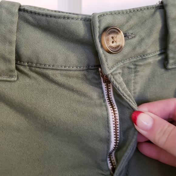 American Eagle Outfitters AEO Twill Shorts - Picture 4 of 8